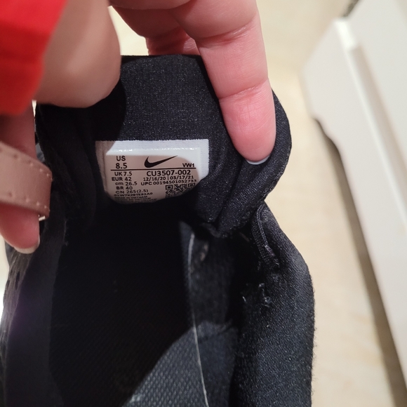 Nike running shoes - Picture 5 of 5